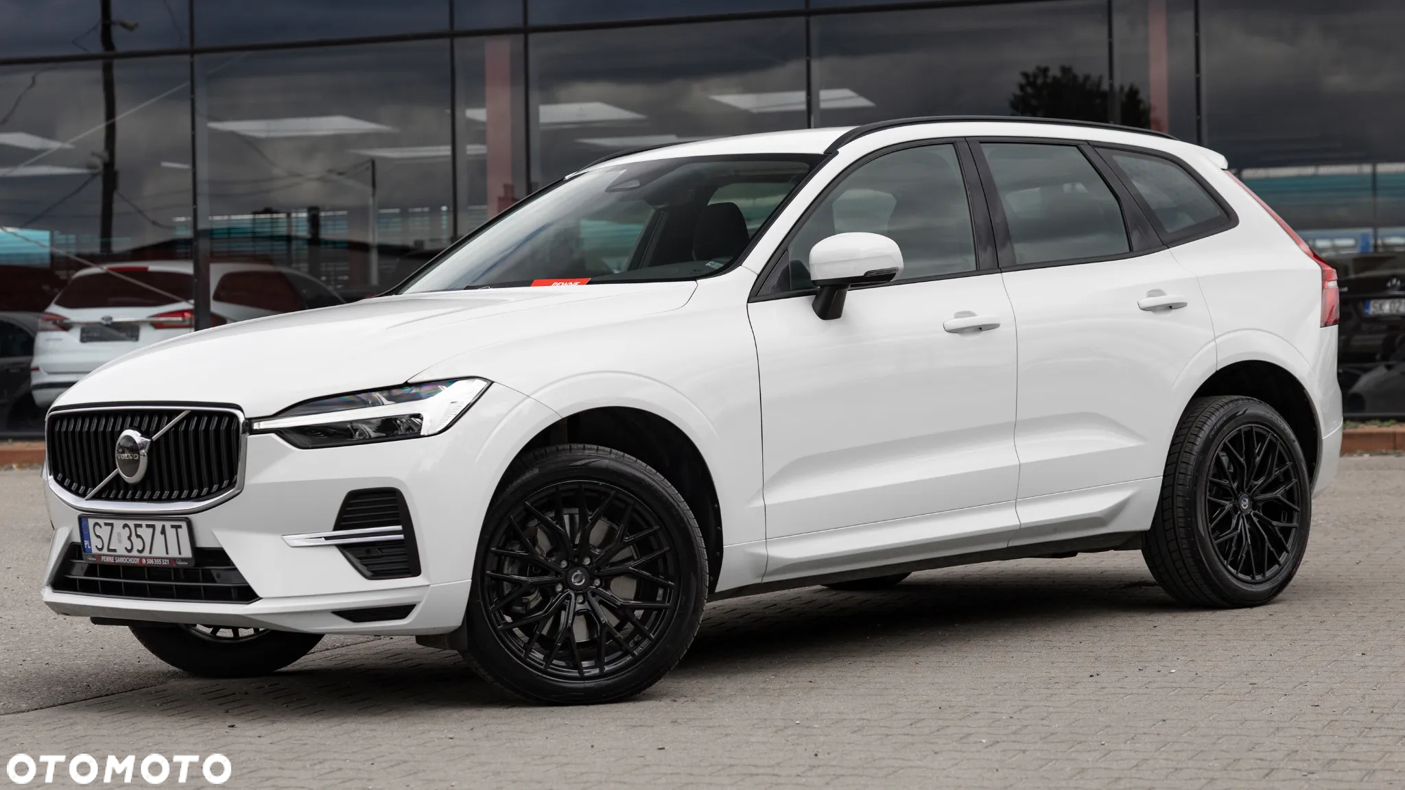 Volvo XC 60 D4 Momentum Pro - 2