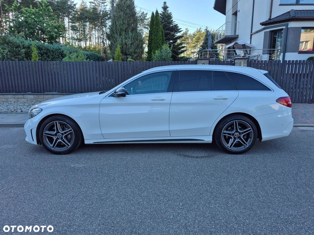 Mercedes-Benz Klasa C 300 9G-TRONIC - 12