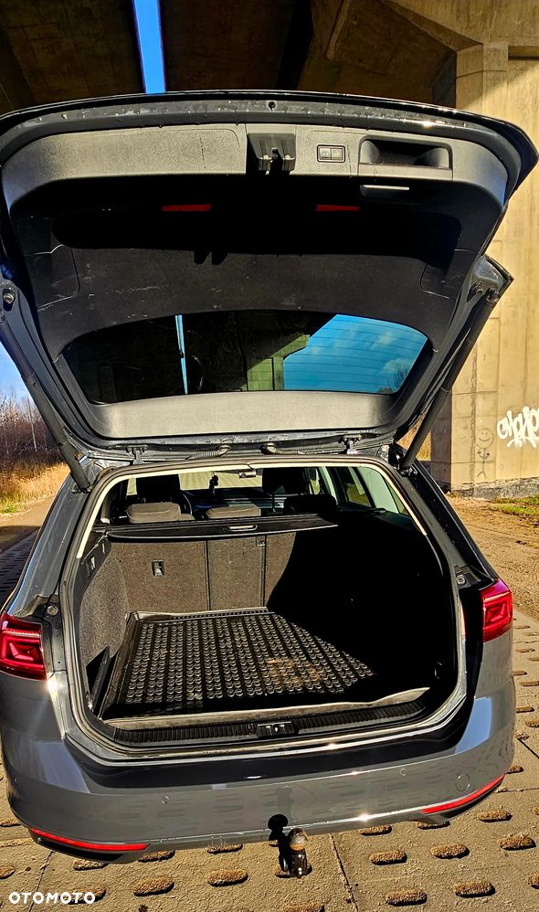 Volkswagen Passat 2.0 TDI EVO Business DSG - 22