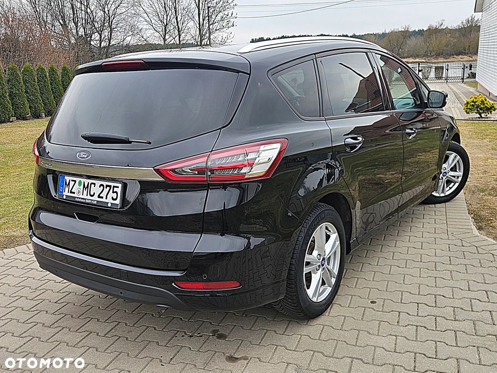 Ford S-Max - 24