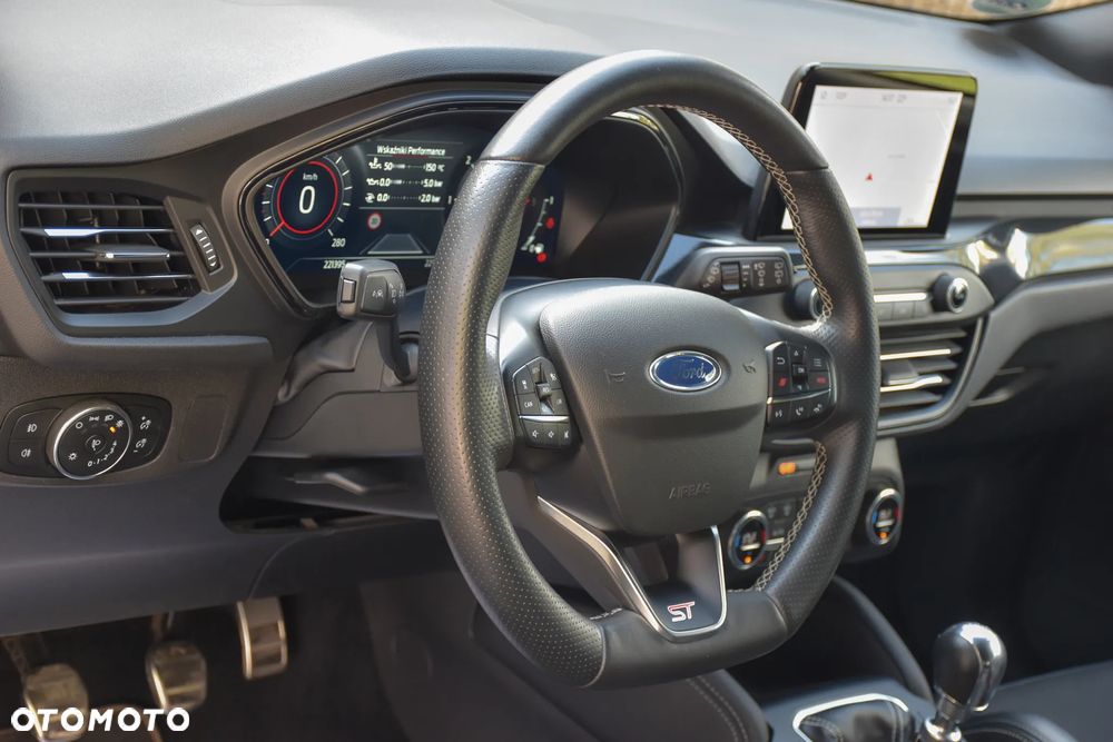 Ford Focus 2.0 EcoBlue ST X - 24