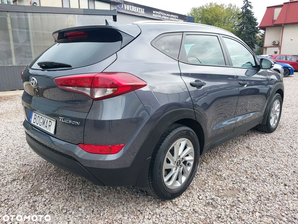 Hyundai Tucson 1.7 CRDI BlueDrive Comfort 2WD DCT - 11