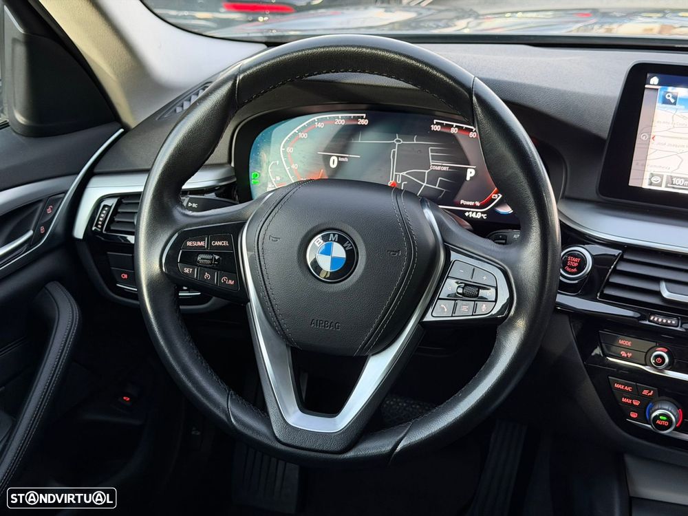 BMW 520 d Auto - 24