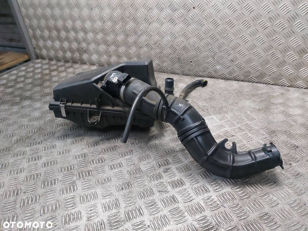 OBUDOWA FILTRA + PRZEPŁYWOMIERZ + RURA DOLOT VOLVO V40 I LIFT 1.9 DI - 2