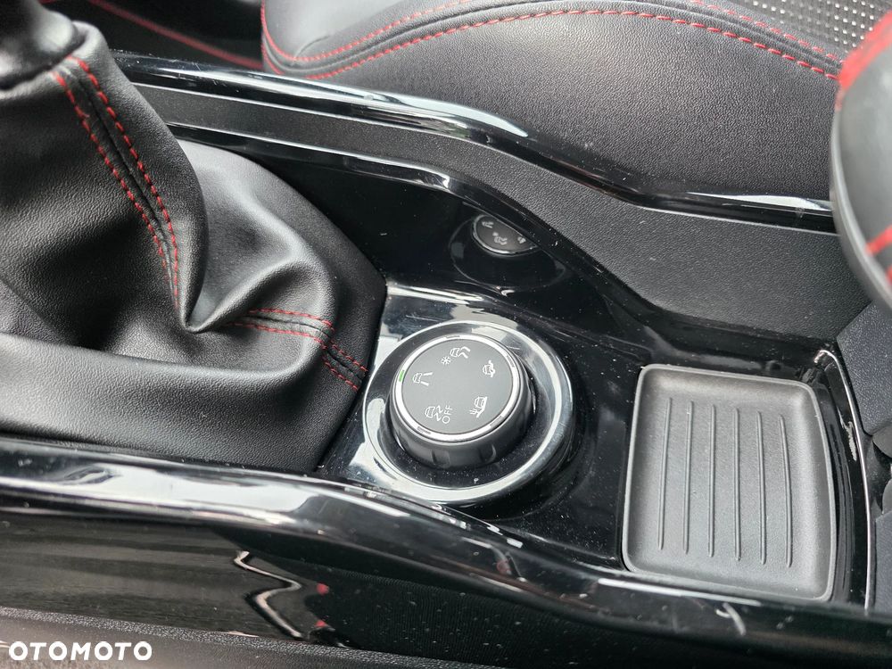 Peugeot 2008 PureTech 130 Stop&Start GT-Line Edition - 25