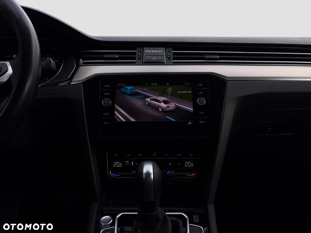 Volkswagen Passat 2.0 TSI Elegance DSG - 15