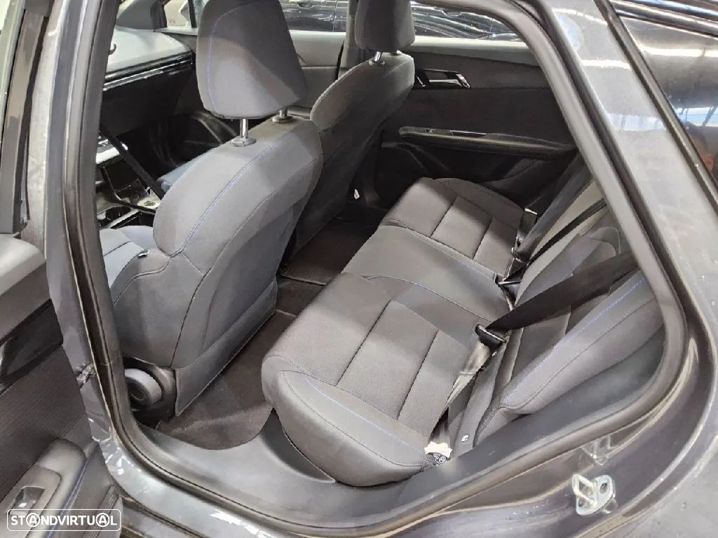 MG MG4 51 kWh Standard - 9