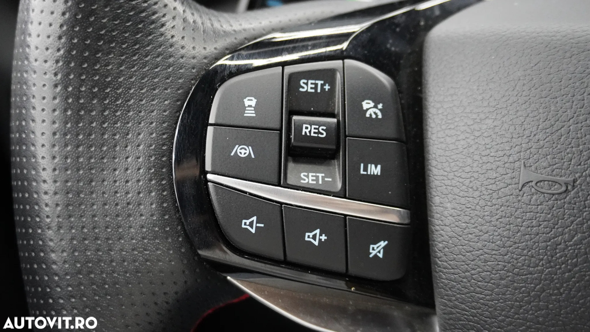 Ford Explorer 3.0 PHEV ST-Line - 12