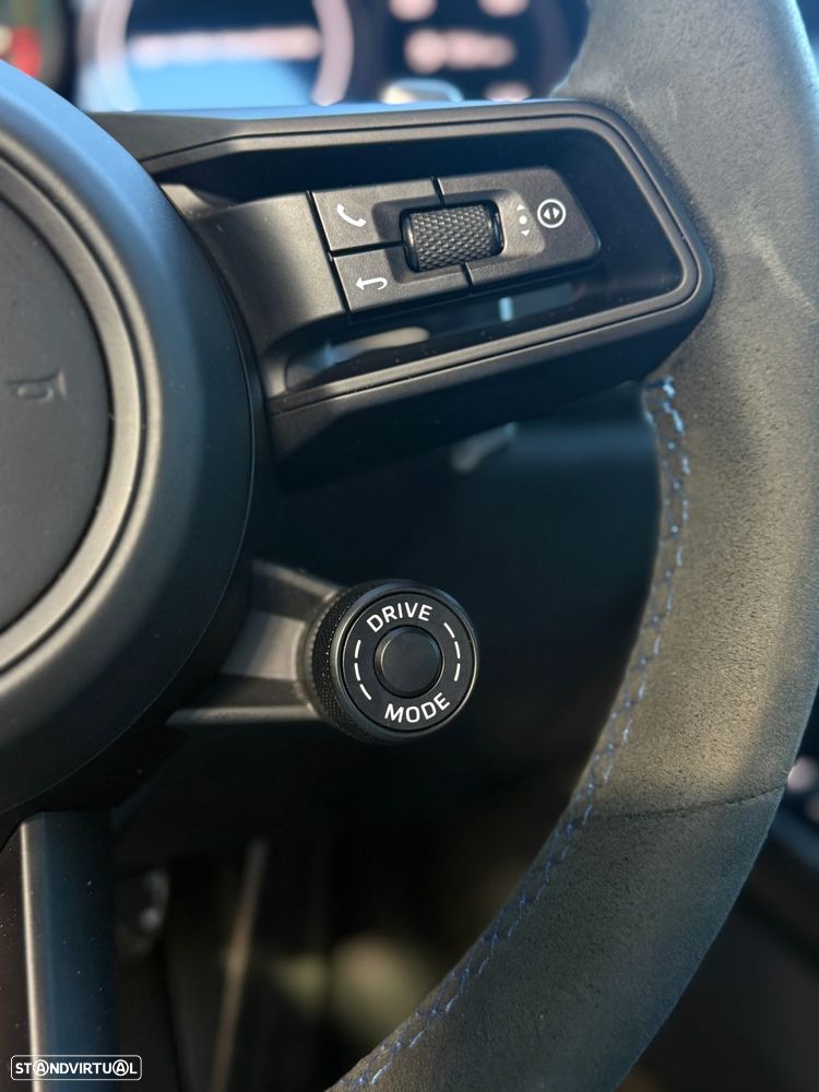 Porsche 911 Série F - 45