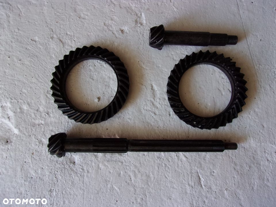 LUAZ 969M ZAZ części maska drzwi klapa koła fotele - 10