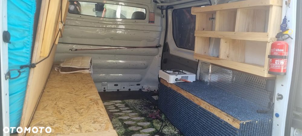 Opel Vivaro - 8