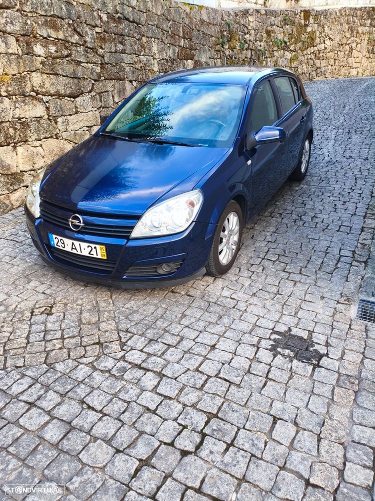 Opel Astra 1.3 CDTi Cosmo - 3