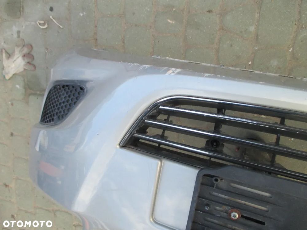 zderzak Opel Zafira B lift Z167 - 4