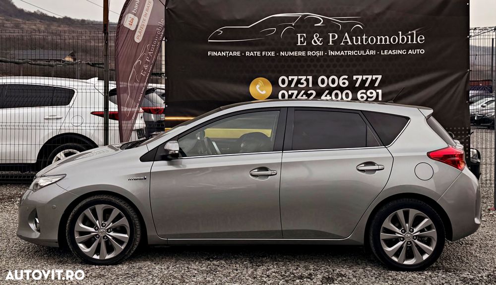 Toyota Auris ver-1-4-d--4d-unique - 2