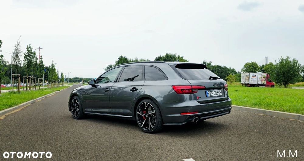 Audi A4 - 2