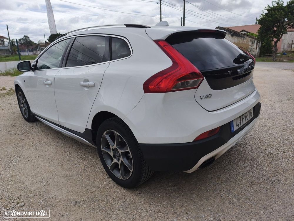 Volvo V40 Cross Country 1.6 D2 Summum - 14