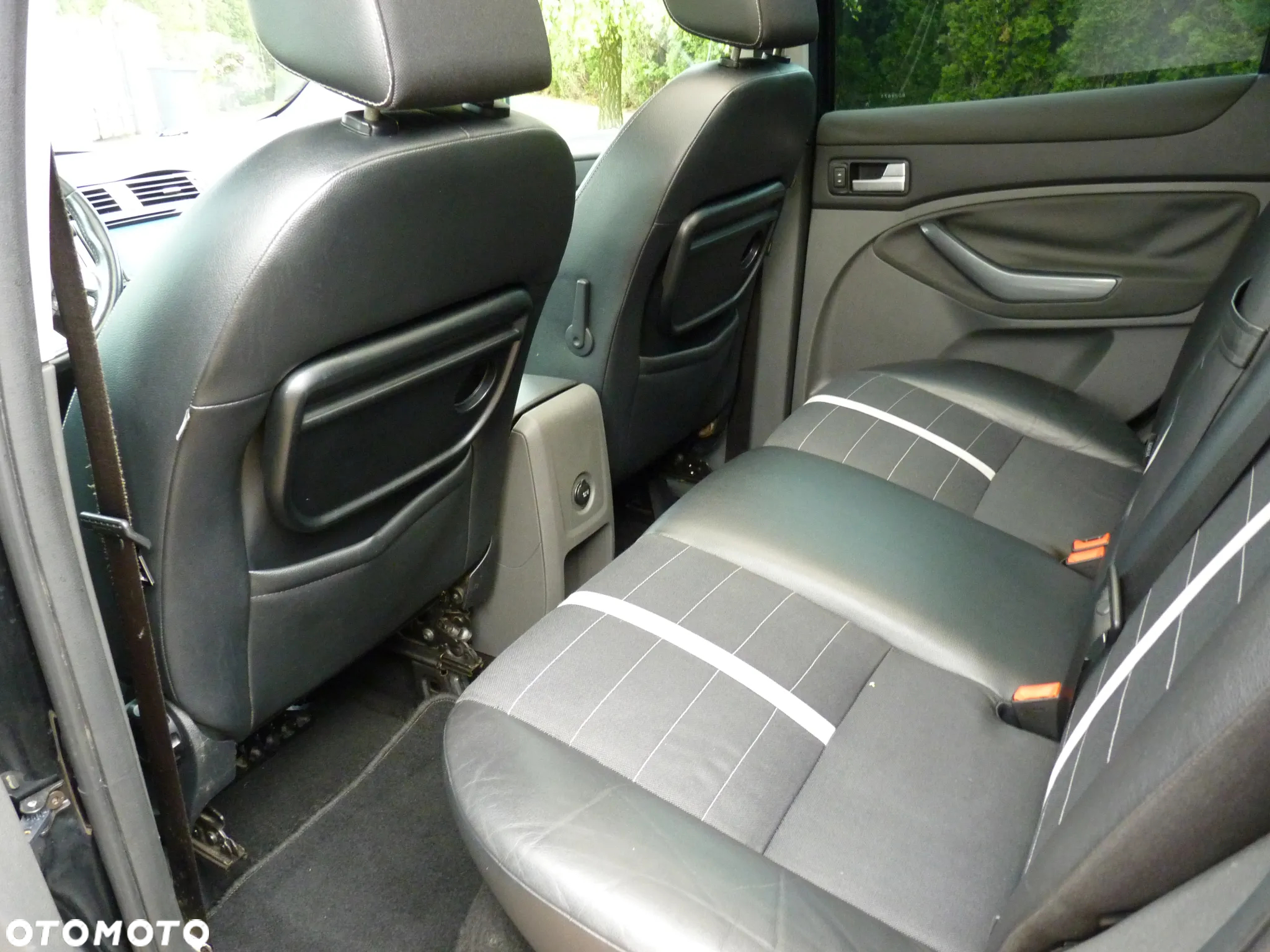 Ford Kuga 2.0 TDCi Titanium - 17