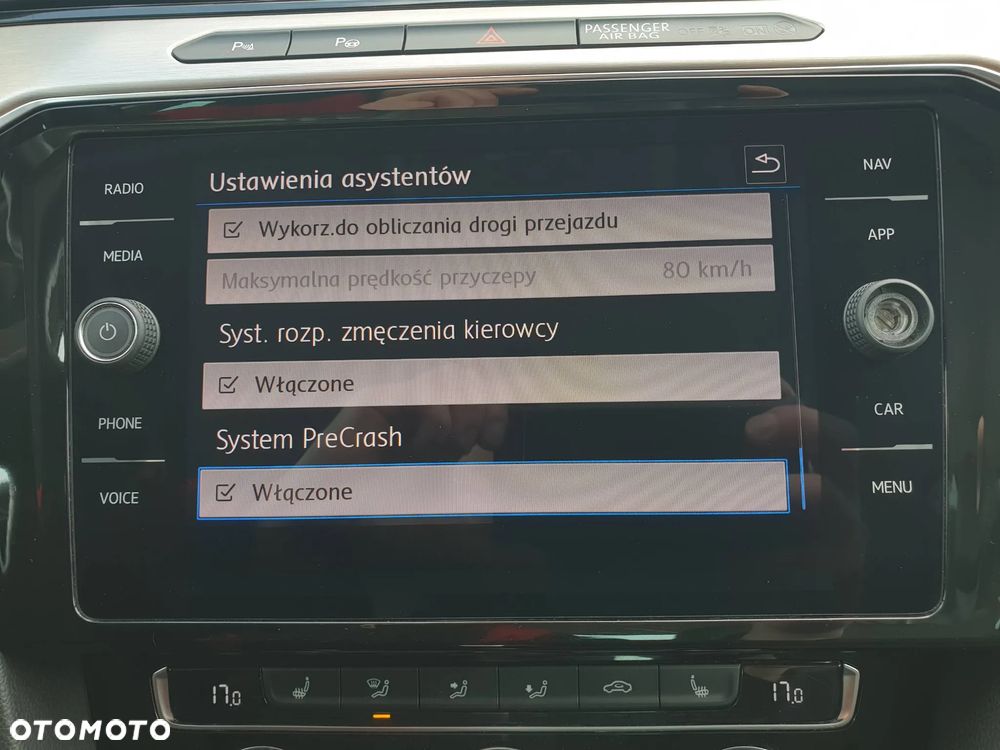 Volkswagen Passat Variant 2.0 TDI BMT Highline DSG - 33