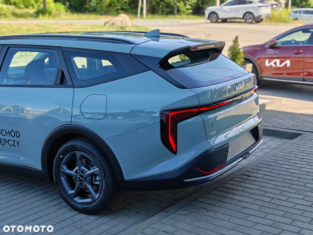 Kia K4 - 6