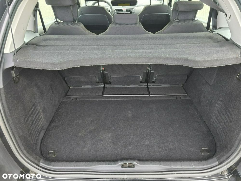 Citroën C4 Picasso - 16
