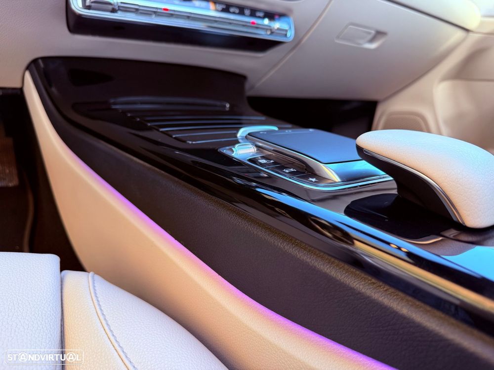 Mercedes-Benz CLA 180 7G-DCT Special Edition - 22