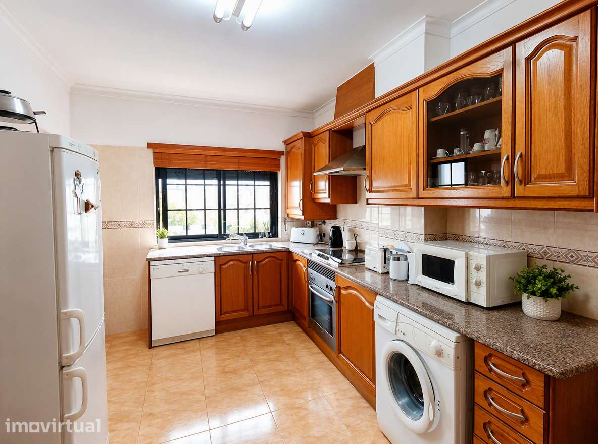 Apartamento T3, com garagem e arrecadação, no centro da vila. - Grande imagem: 5/31
