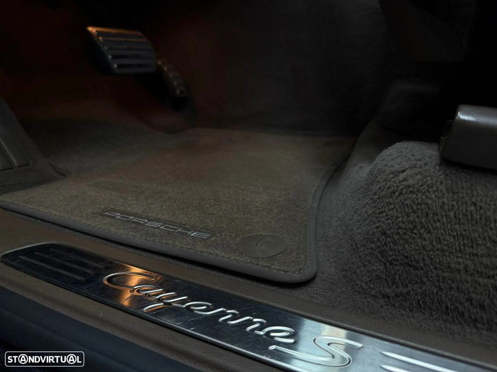Porsche Cayenne S Hybrid - 43
