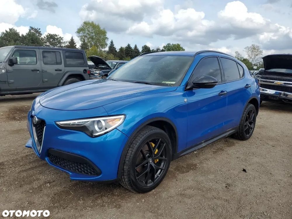 Alfa Romeo Stelvio - 7