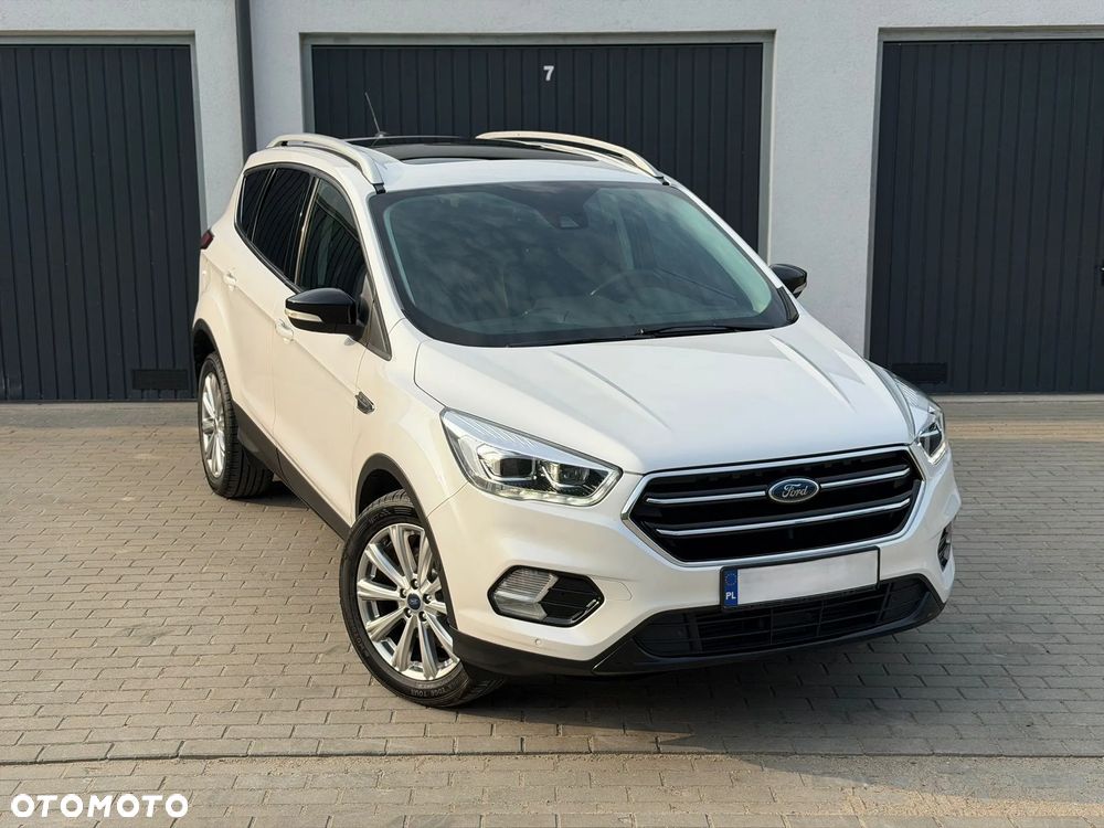 Ford Kuga - 2