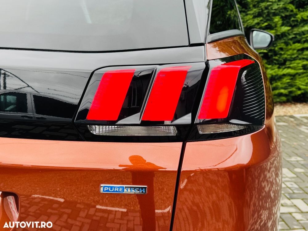 Peugeot 3008 PureTech 130 Stop & Start GPF Allure Pack - 9