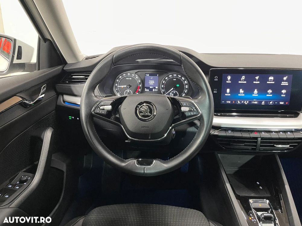 Skoda Octavia 2.0 TDI DSG Ambition - 7
