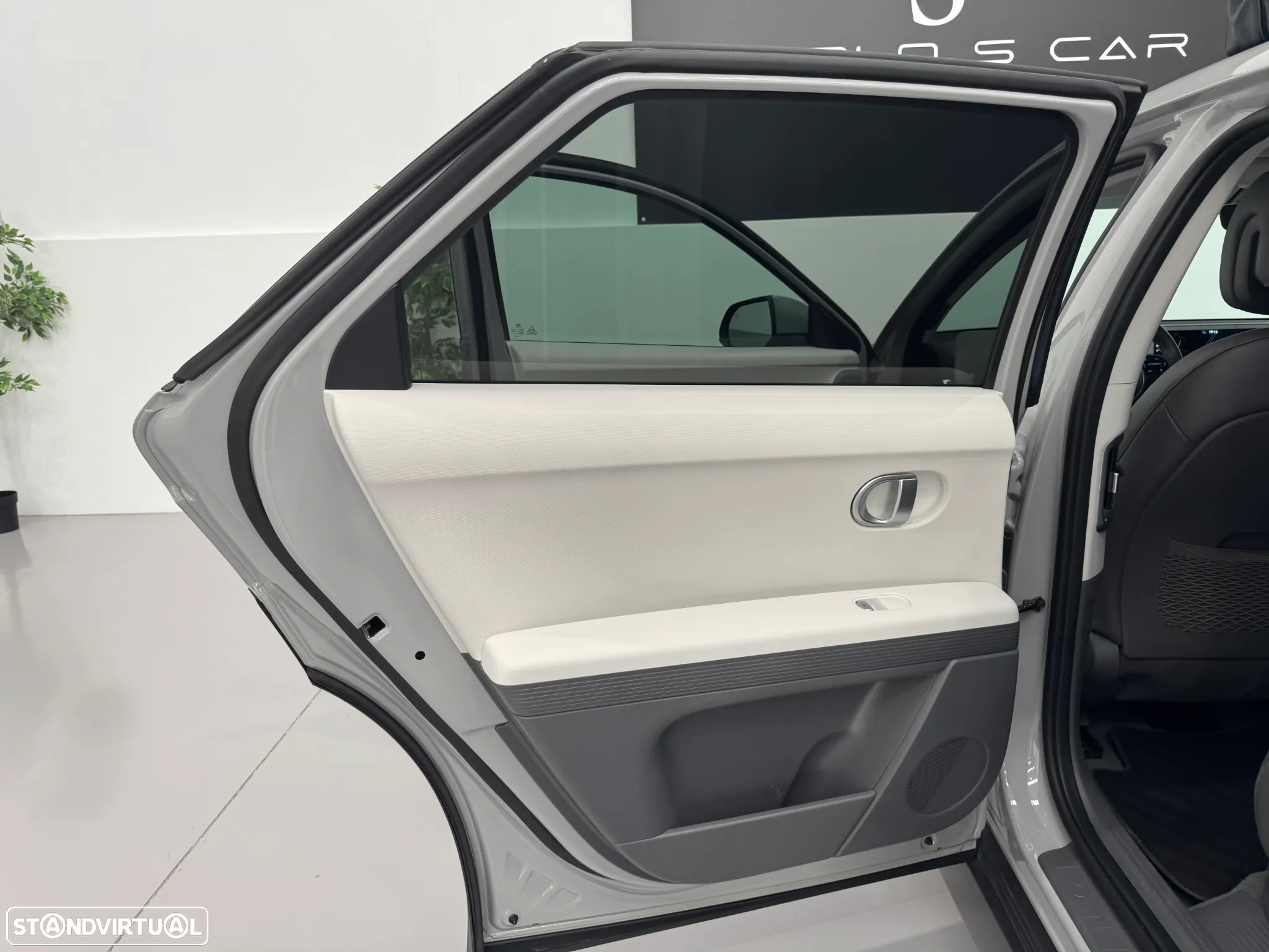 Hyundai Ioniq 5 73kWh Vanguard - 21