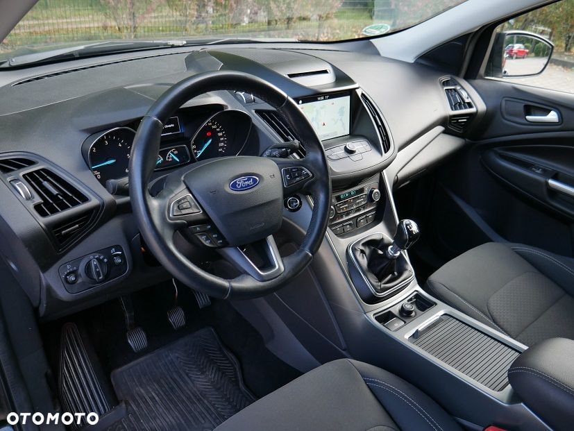 Ford Kuga - 11