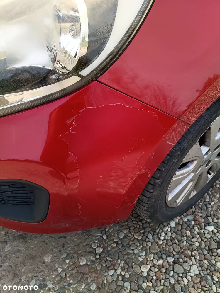 Kia Rio - 11