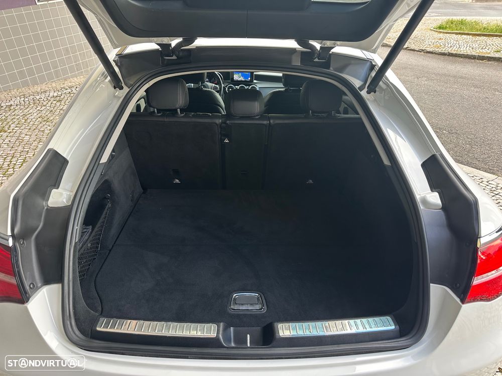 Mercedes-Benz GLC 250 d Coupé AMG Line 4-Matic - 16