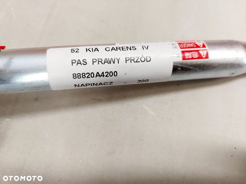 KIA CARENS 4 IV PAS BEZPIECZEŃSTWA PRAWY PRZÓD PRZEDNI UK 88820-A4200 - 8