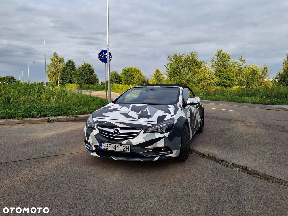 Opel Cascada 1.4 T Cosmo S&S - 9