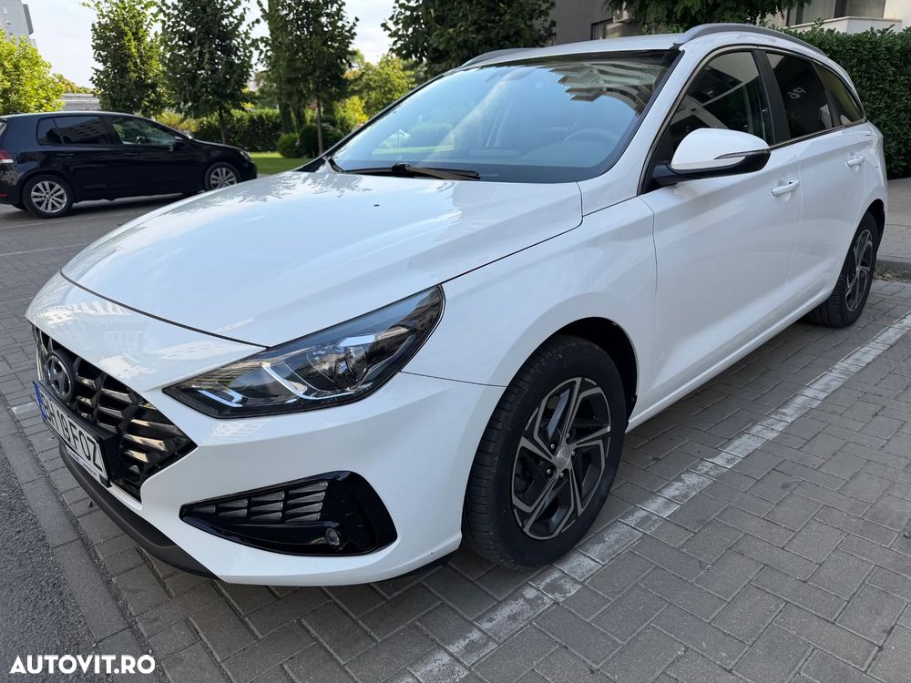 Hyundai i30 1.5 110CP 5DR M/T Highway - 14