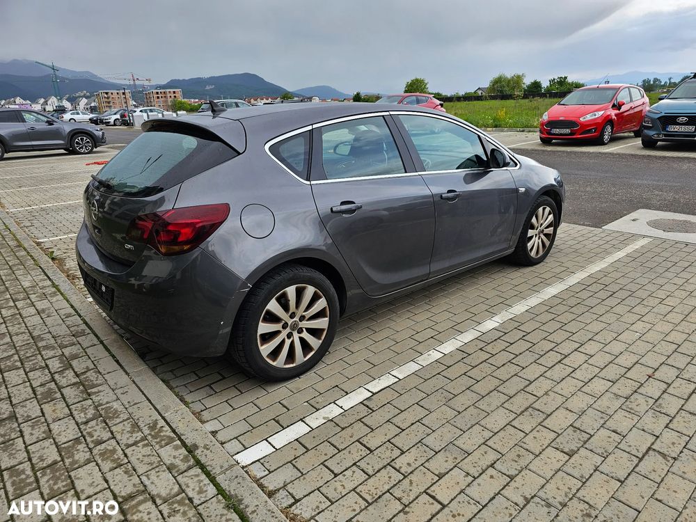 Opel Astra 1.7 CDTI DPF Cosmo - 6