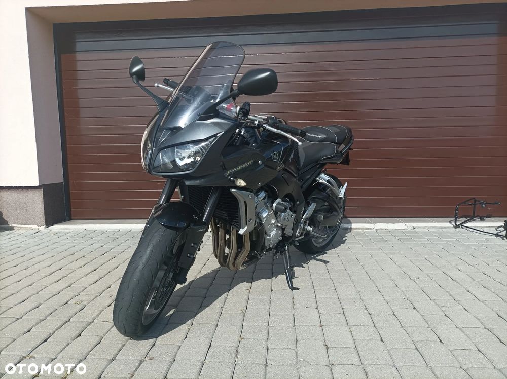 Yamaha FZ - 3