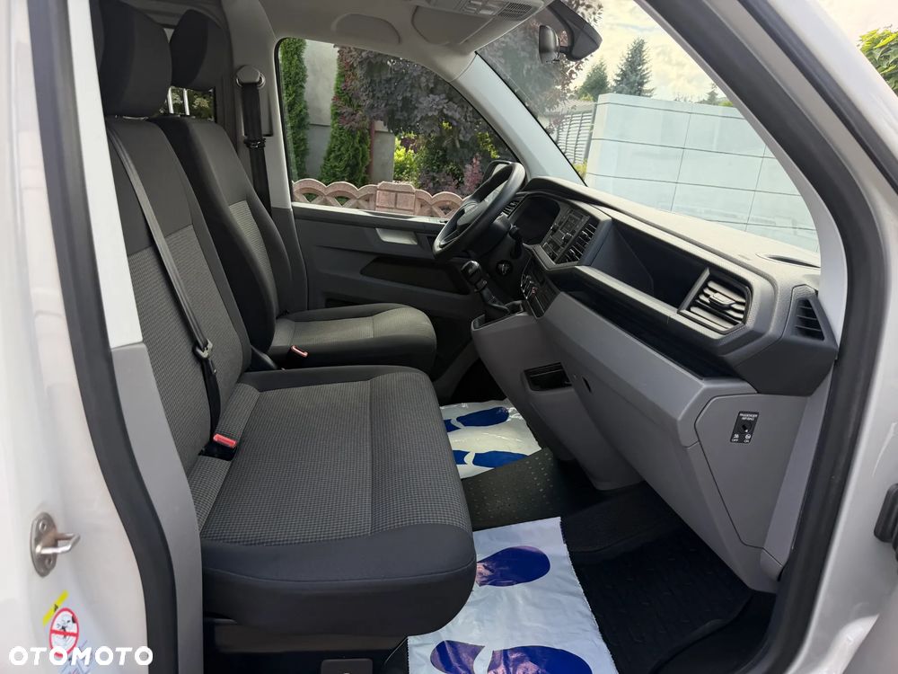 Volkswagen Transporter L2H1 Plus Trendline - 14