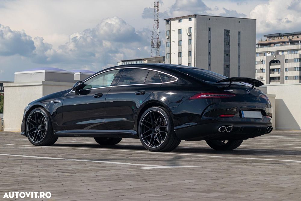 Mercedes-Benz AMG GT 43 4MATIC+ - 9