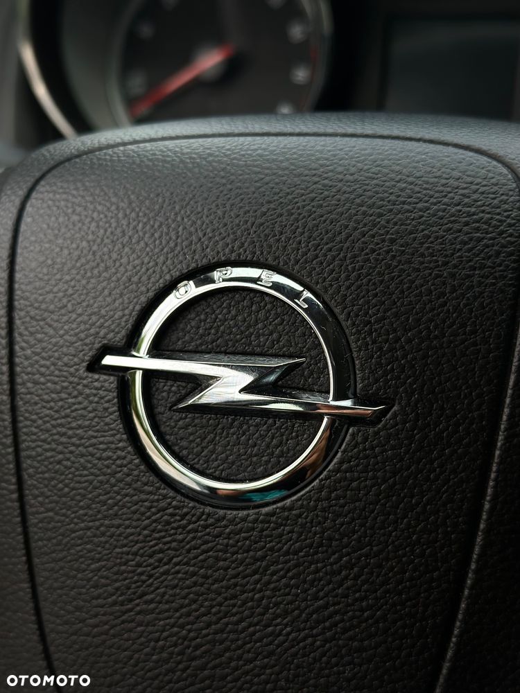 Opel Astra 1.4 Turbo - 40