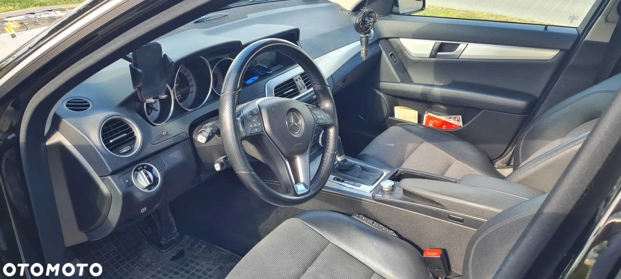 Mercedes-Benz Klasa C 250 T (BlueEFFICIENCY) 7G-TRONIC Avantgarde - 5