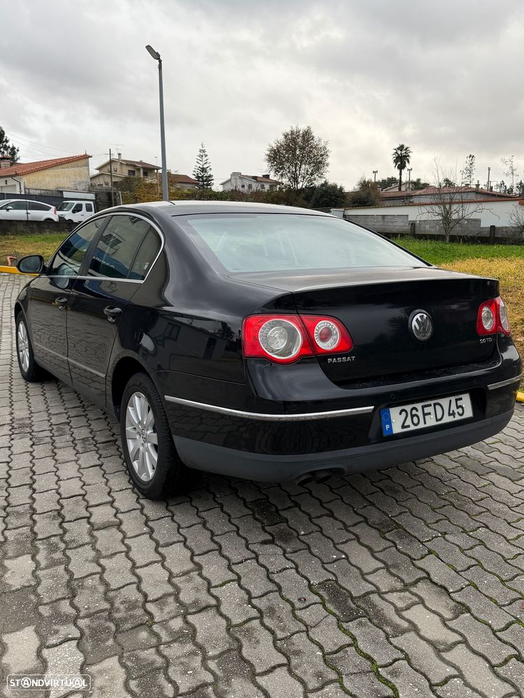 VW Passat 2.0 TDI Highline - 5