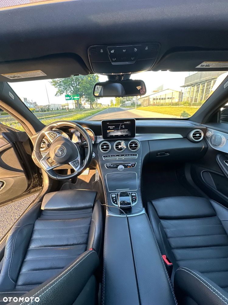 Mercedes-Benz Klasa C AMG 43 4-Matic - 9