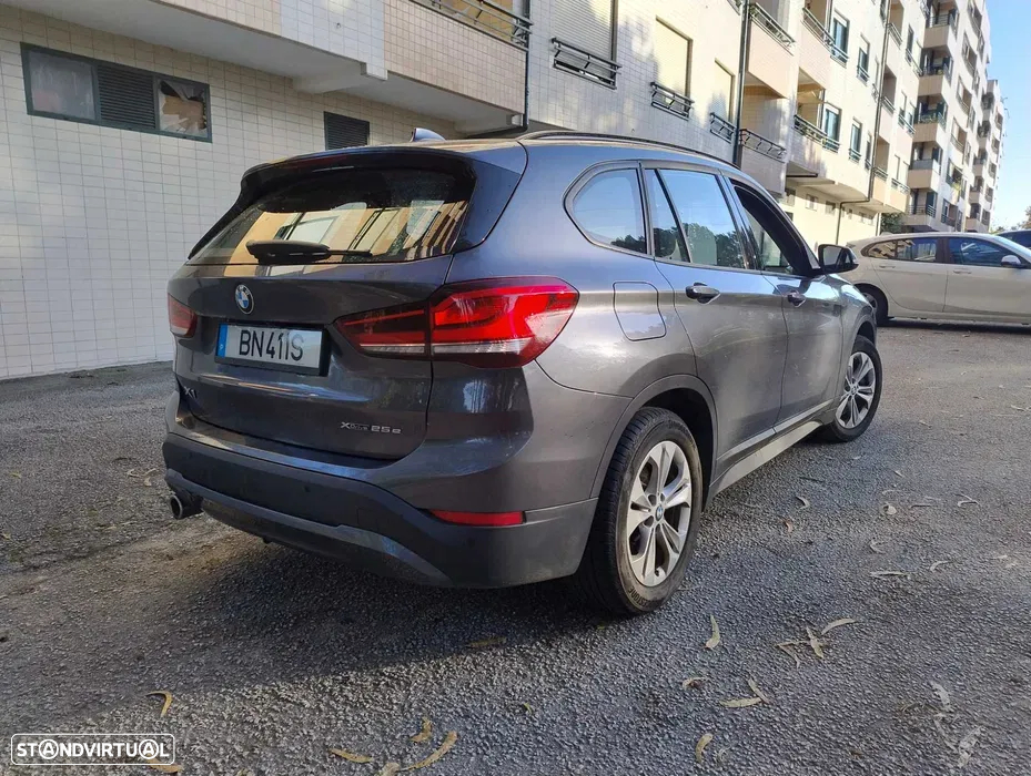 BMW X1 25 e xDrive Corporate Edition - 2