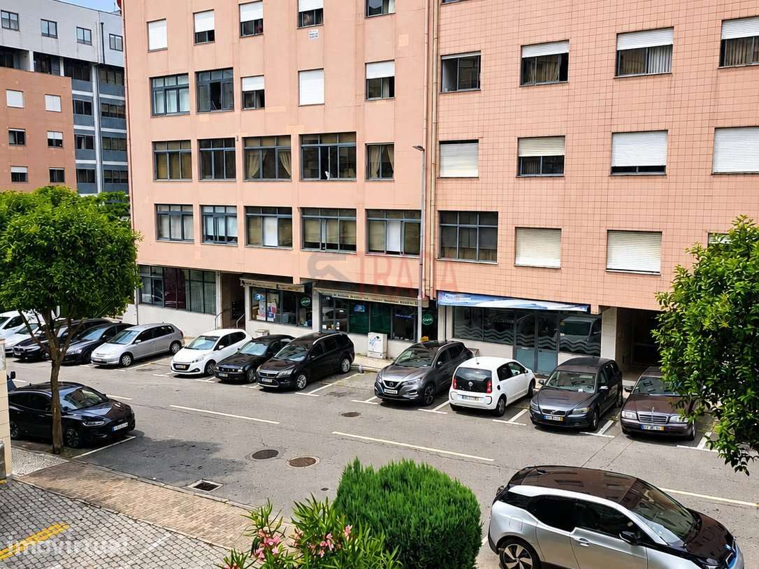 Escritório para Venda | Rua Cruz de Pedra – Braga - Grande imagem: 3/5