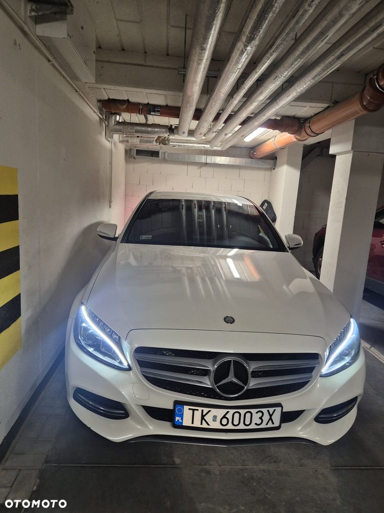 Mercedes-Benz Klasa C 200 7G-TRONIC - 31