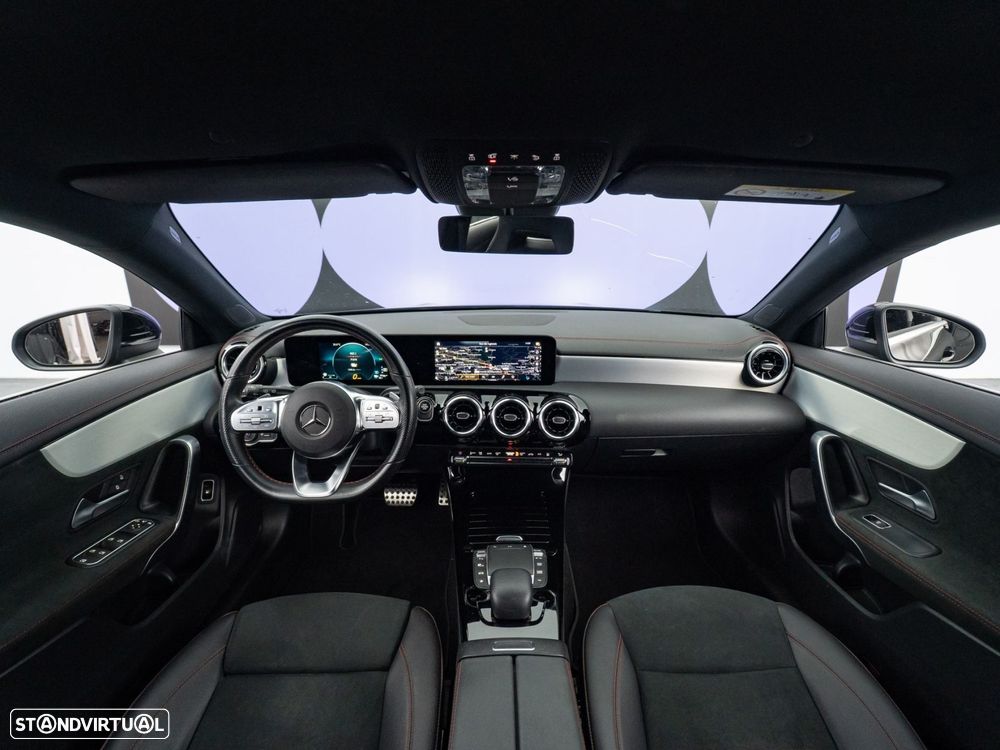 Mercedes-Benz CLA 250 e Shooting Brake AMG Line - 16